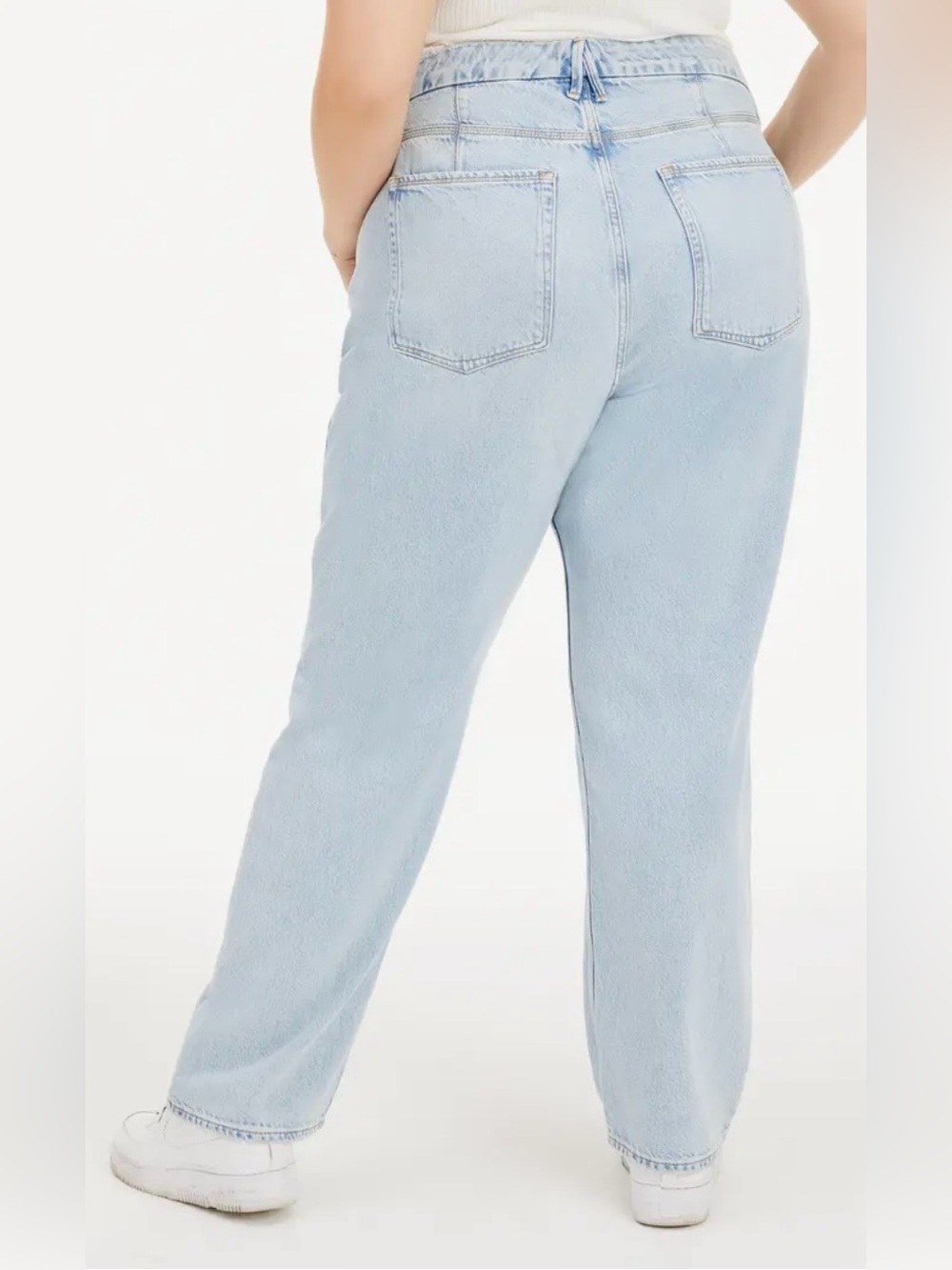 NWT Good American 90’s Straight Light Blue Distressed Jeans - Picture 3 of 7